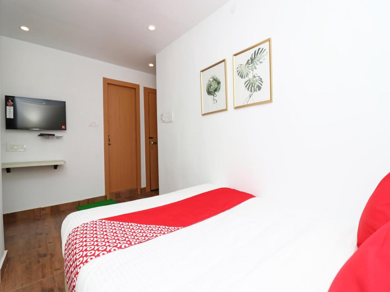 Oyo 15637 Transit Express Hotel Kolkata Exterior photo